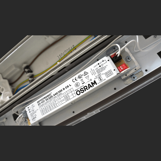 LED Feuchtraumleuchte H872 600 mm 2600 lm